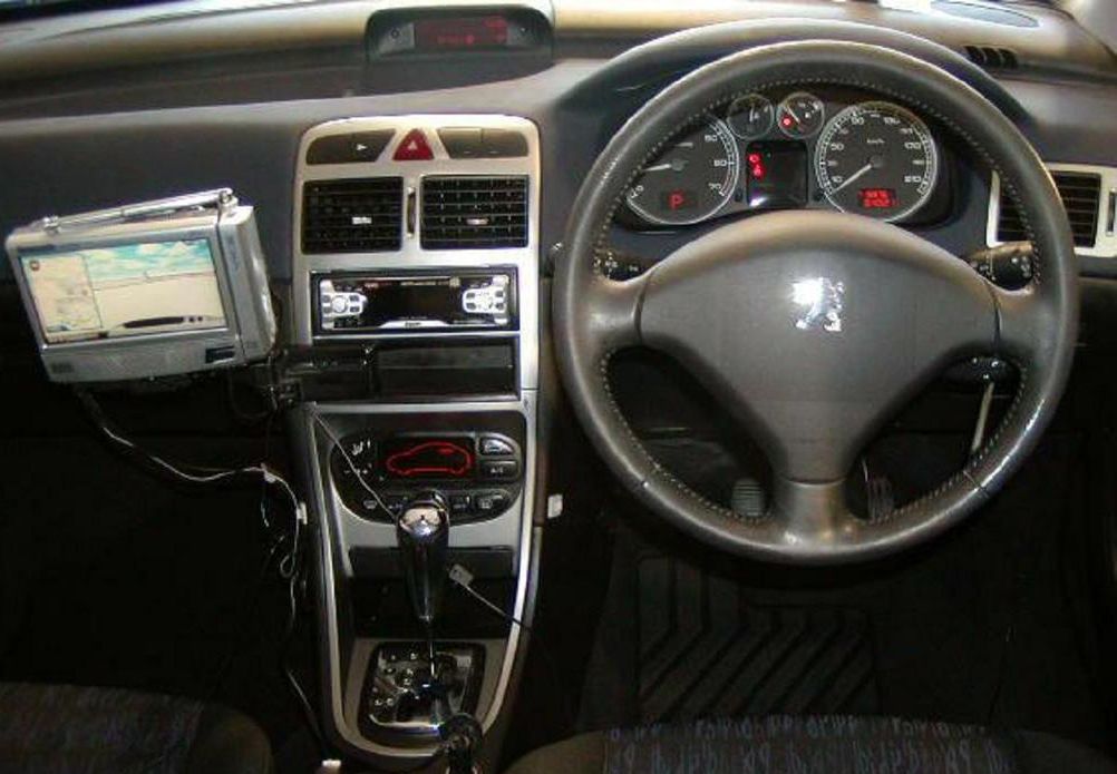 Peugeot 307 (2002-2007) :  10